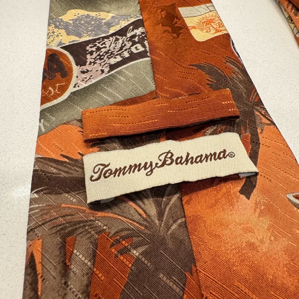 Vintage Tommy Bahama Tie‎ 100% Silk Nautical Costal Beach Graphic Print Italy